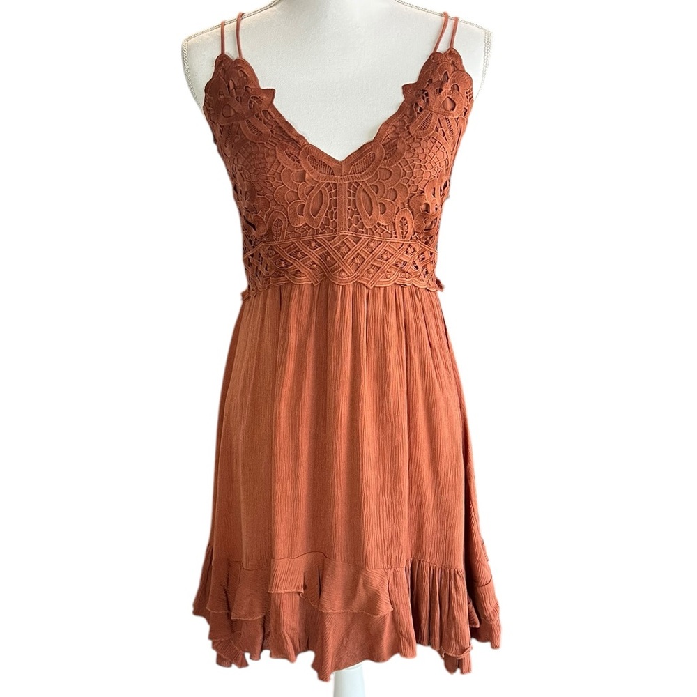 Chelsea & Violet Rust Asymmetrical Dress With Lace Bodice Size Small